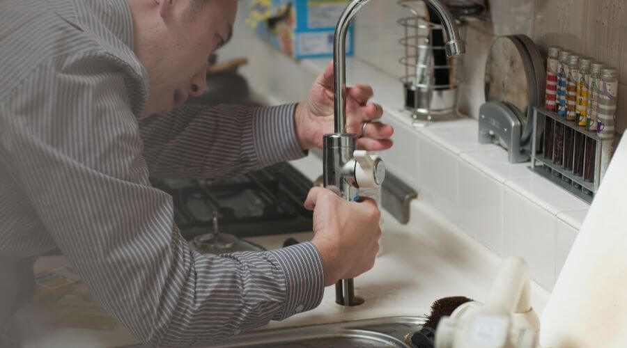 Professional expert plumbing services in Vincennes, IN